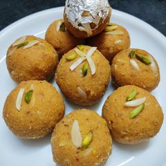Dal ladoo A picture of Dal ladoo.