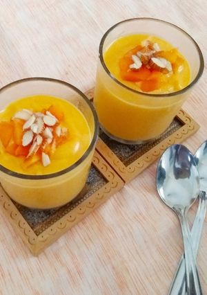 A picture of Papaya Mousse.