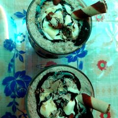 Oreo shake A picture of Oreo shake.