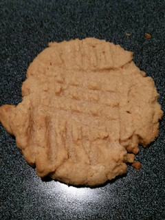 A picture of Easy Peasy Peanut Butter Cookies.