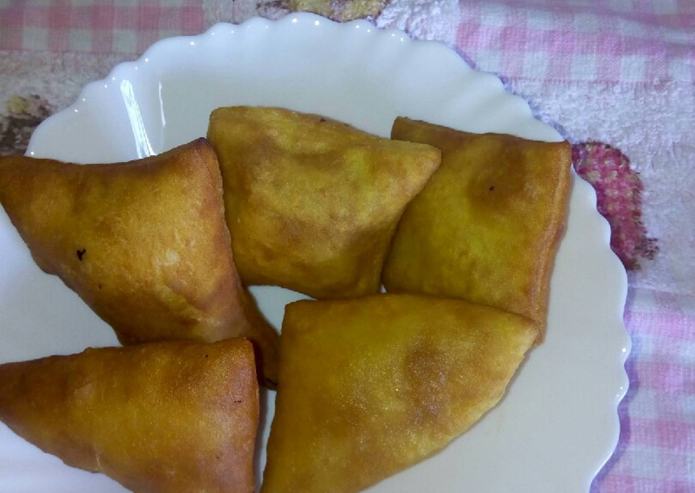 Cinnamon mandazi