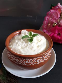 માખણ (Makhan Recipe In Gujarati) રેસીપી મુખ્ય ફોટો