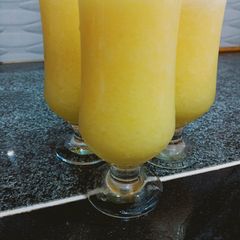 A picture of Mango and peach shake.