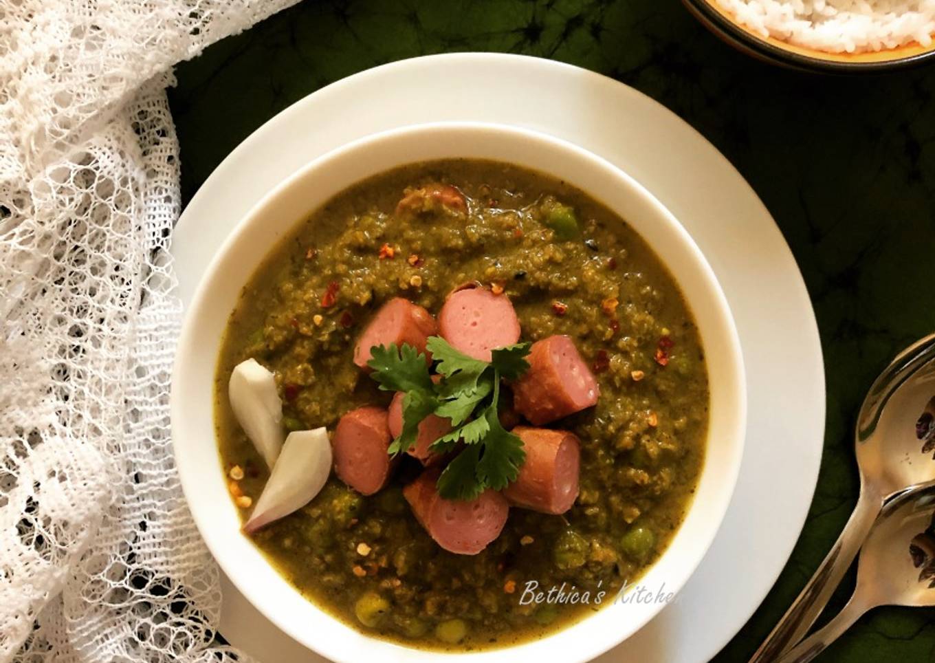 Hariyali Soya Keema Matar with Sausages