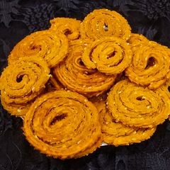 A picture of Moong Dal Chakli.