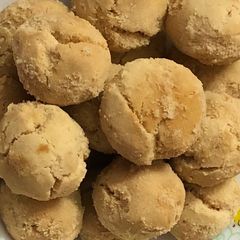 A picture of Naan Khatai.