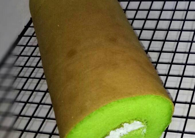 Resep Green Bolu Gulung (5 Telur) Oleh Rizka - Cookpad Resep Green Bolu Gulung (5 Telur) Oleh Rizka - Cookpad