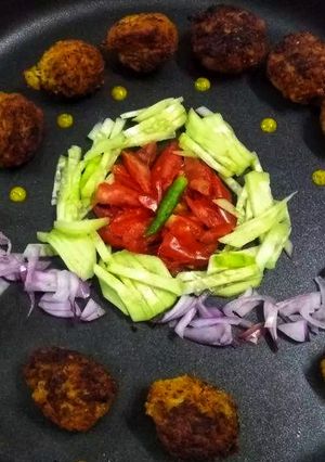 চিকেন পপকর্ন (chicken popcorn recipe in Bengali) রেসিপির প্রধান ছবি