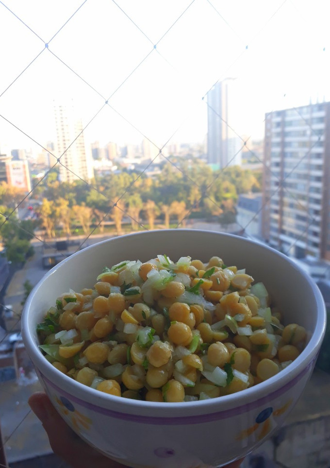Una foto de Ensalada de Garbanzos