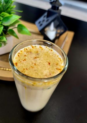 A picture of Dryfruit milk.