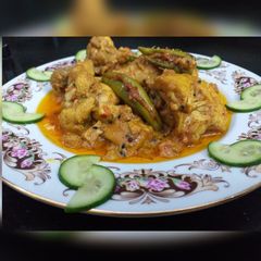 A picture of Achari Chicken.