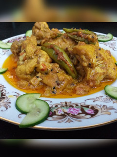A picture of Achari Chicken.