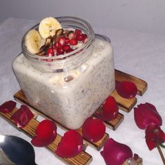 A picture of Banana Dates Overnight Oats.