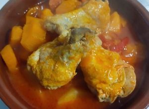 Una foto de Estofado de Pollo de la Casa