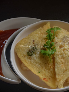 A picture of French Toast.