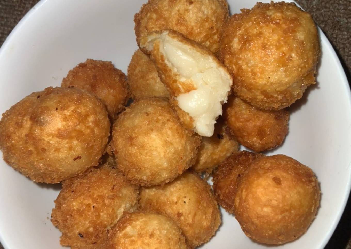Cemilan murah sederhana cheese balls