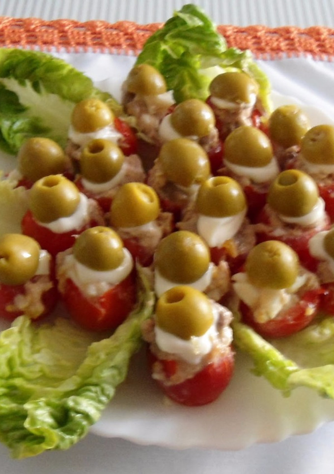 Una foto de Tomatitos cherry rellenos