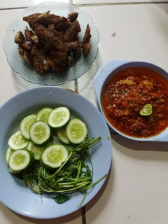 Foto resep Sambal Dower + Ikan betok goreng