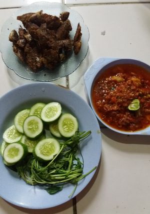 Foto resep Sambal Dower + Ikan betok goreng
