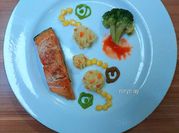 Gambar grilled salmon and mashed potatoes