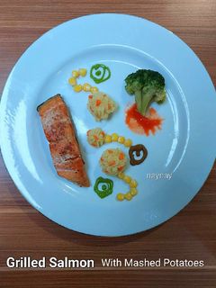Foto resep Grilled Salmon With Mashed Potatoes (Salmon Panggang)