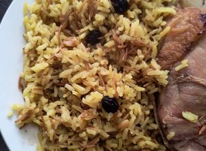Una foto de Arroz árabe con mix frutos secos