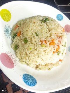 صورة لوصفة رز بالبسلة والجزر