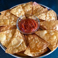 A picture of Fried Tortilla Nachos.