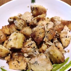 A picture of Oven Cooked Chicken Breast Cubes.