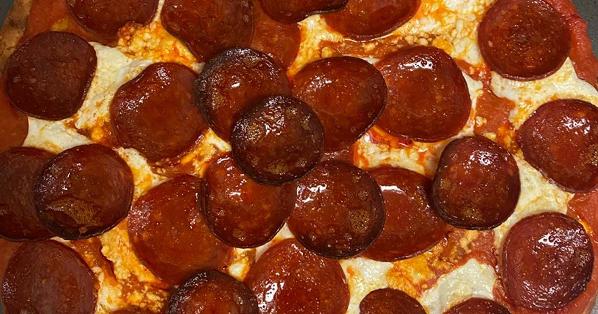 Hot Honey Pepperoni CauliPizza (Low Effort) Recipe by mozgl Cookpad
