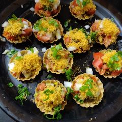 A picture of American corn poori chat.