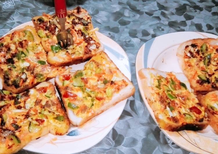 Simple Way to Prepare Quick Bread pizza without Oven