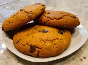 Foto principal de Maxi galletas con chips de chocolate rellenas de Nutella