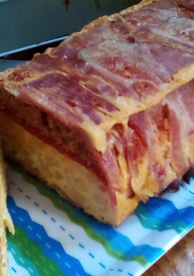 Una foto de Pastel de carne con tortilla de patatas