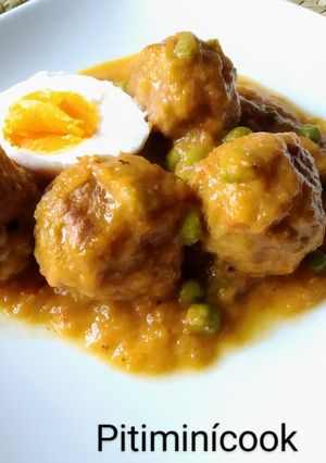 Una foto de Albóndigas en salsa de verdura
