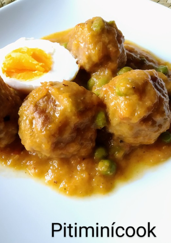 Una foto de Albóndigas en salsa de verdura