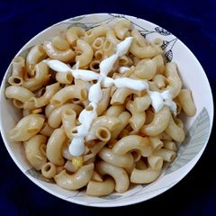 A picture of Schezwan Macroni.