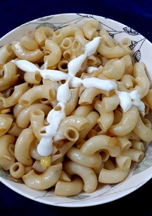 A picture of Schezwan Macroni.