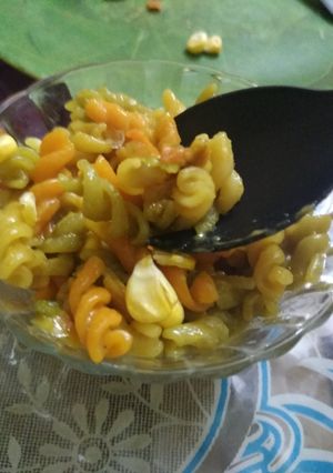A picture of Colourful pasta.