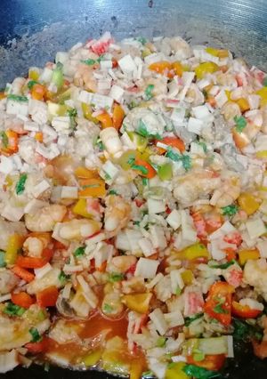 Una foto de Tostadas de mariscada