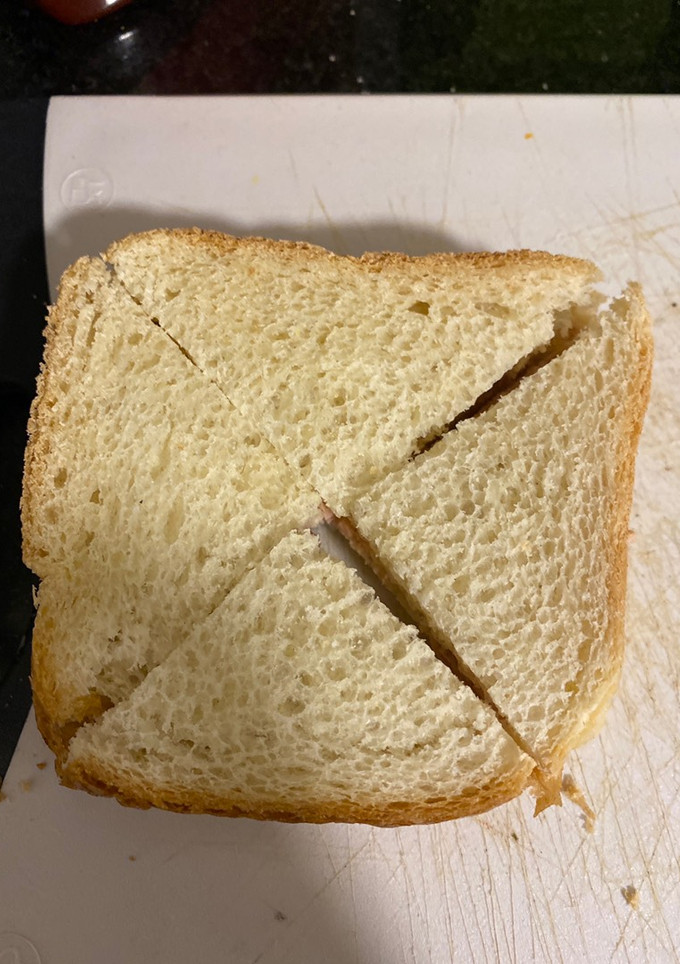 Una foto de Sándwich de atún