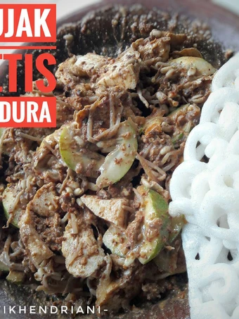 Cara Mudah Menyiapkan Resep 35. Rujak Petis Madura / olahan petis merah / petis udang yang Enak Banget Anti Ribet, Bisa Manjain Lidah