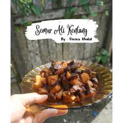 A picture of Semur Ati Kentang.