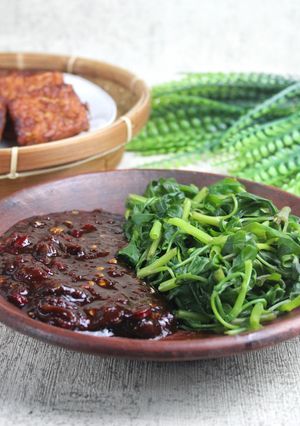 Foto resep Brambang Asem Kangkung