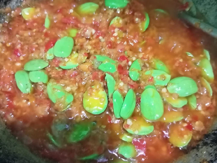 Easy Steps to Make Sambel pete awet lama the Delicious Delicious