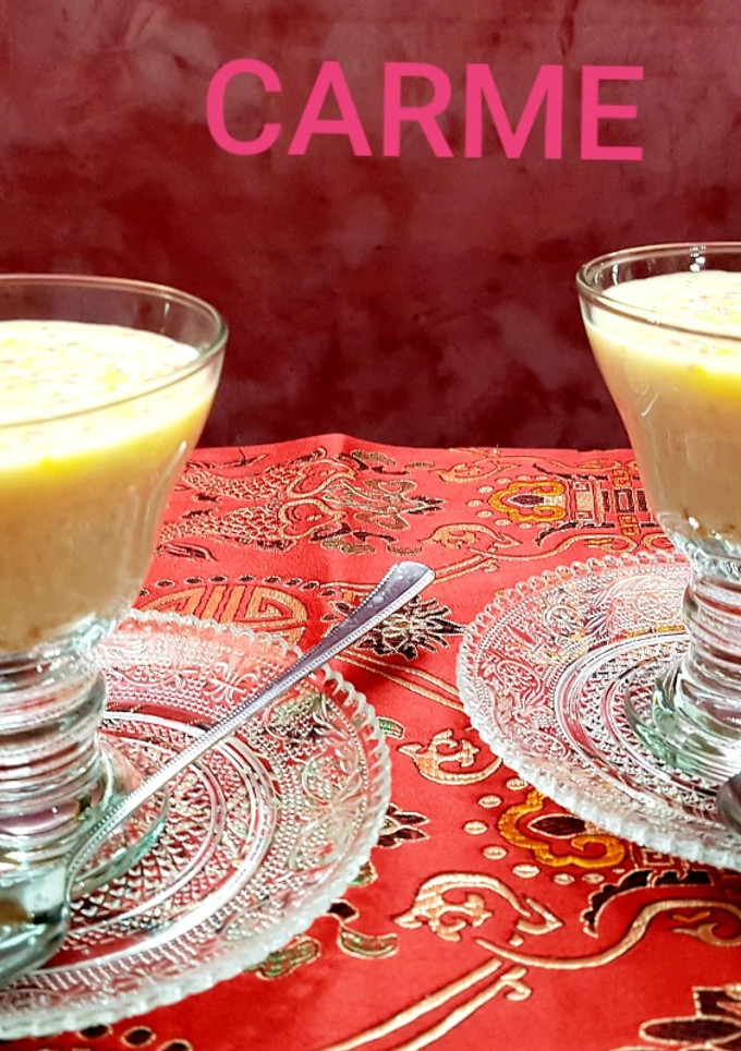 Una foto de Postre de plátano y melocotón