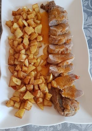 Una foto de Solomillo de cerdo con salsa de verduras