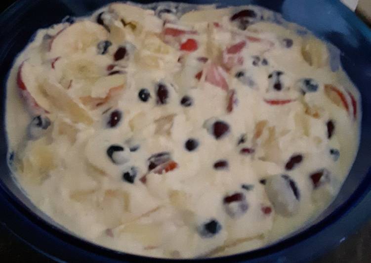 Steps to Make Creamy Cheesecake Fruit Salad in 24 Minutes for Family