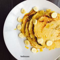 A picture of Banana Pancakes.