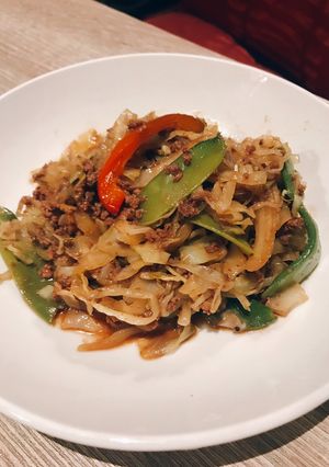 Una foto de Col saltada estilo oriental 🥬